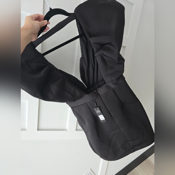 Little Black Dress - Picture 4 of 8